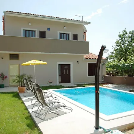 Milena Apartment *
